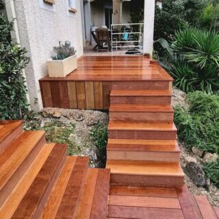 Terrasse en bois avec escaliers sur-mesure | Hérault